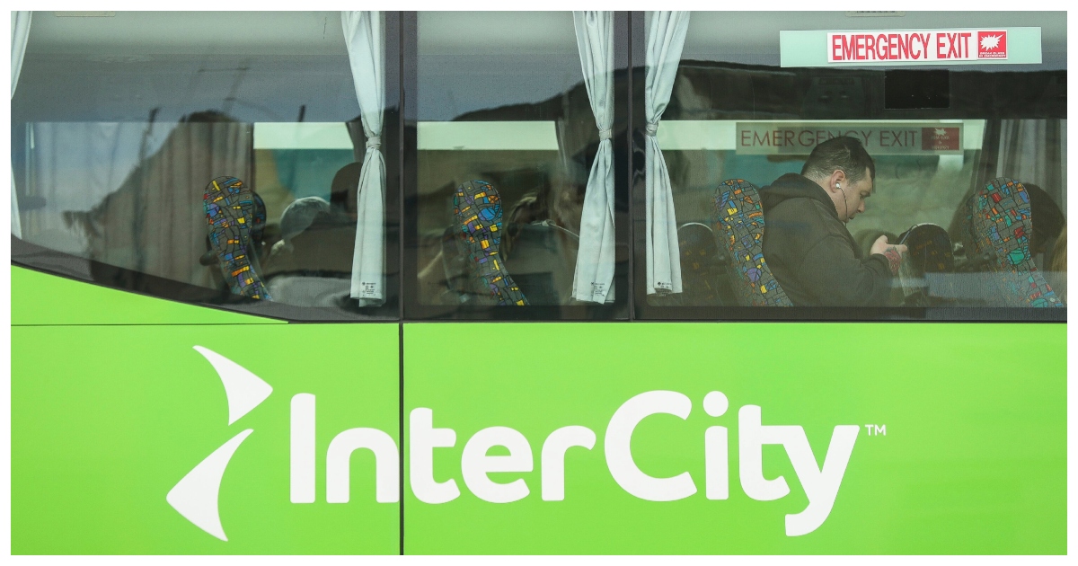 নিউজিল্যান্ডের বাস কোম্পানি ইন্টারসিটির একটি বাসে এ ঘটনা ঘটে। ছবি: নিউ ইয়র্ক টাইমস